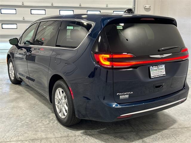 new 2025 Chrysler Pacifica car, priced at $41,055