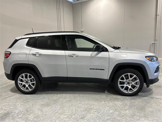 new 2025 Jeep Compass car, priced at $33,863