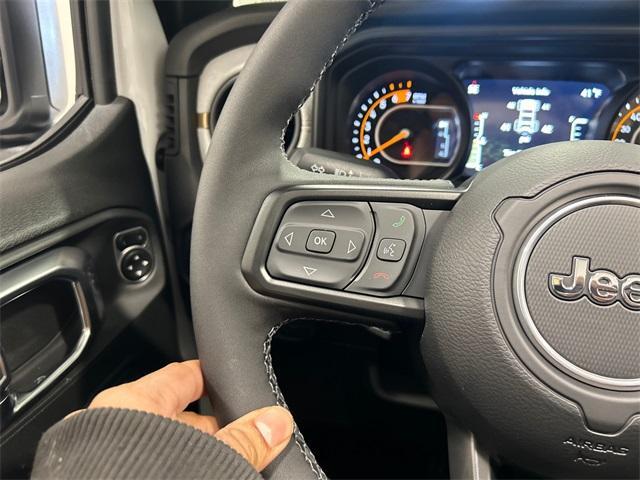 new 2025 Jeep Wrangler car, priced at $49,476