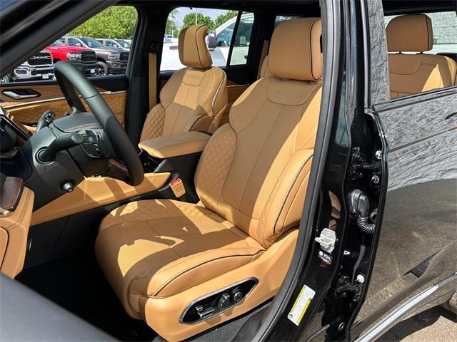 new 2024 Jeep Grand Cherokee car, priced at $66,937