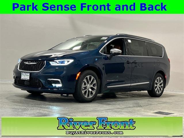 new 2025 Chrysler Pacifica Hybrid car, priced at $48,064