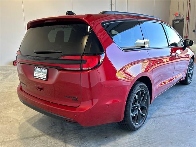 new 2025 Chrysler Pacifica car, priced at $51,508