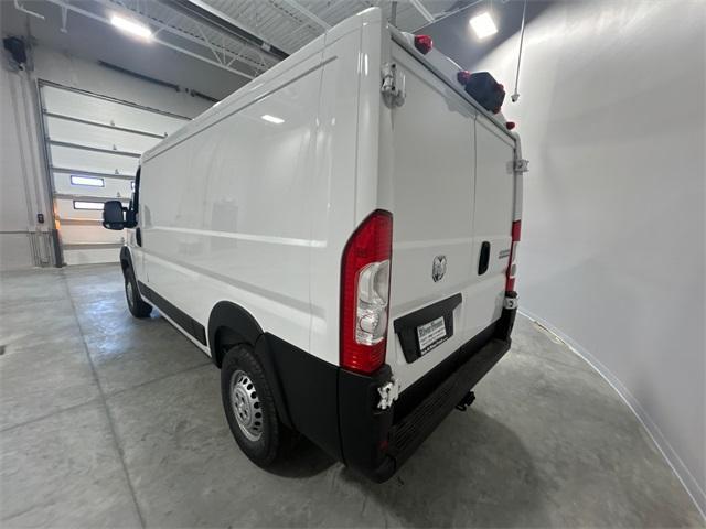 new 2025 Ram ProMaster 2500 car, priced at $48,222