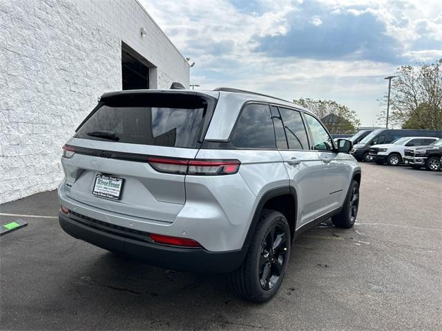 new 2024 Jeep Grand Cherokee car, priced at $41,432