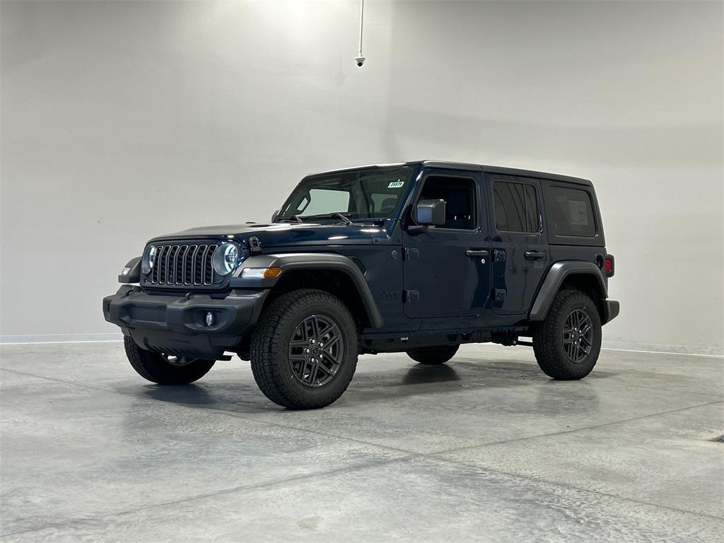 new 2025 Jeep Wrangler car, priced at $46,631