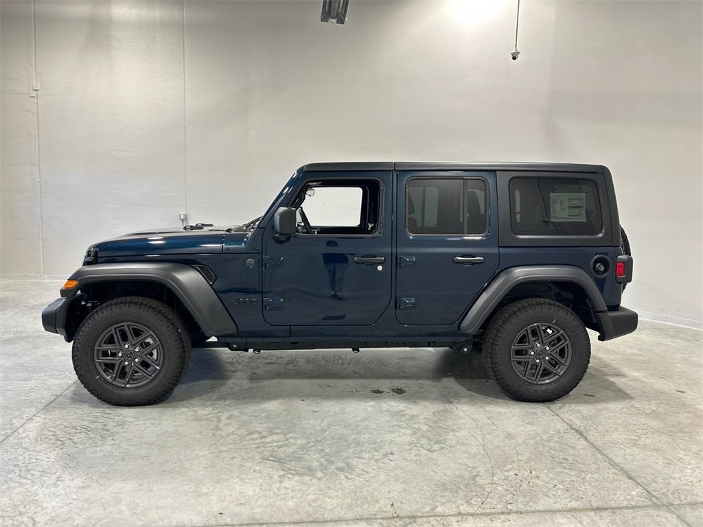 new 2025 Jeep Wrangler car, priced at $46,631