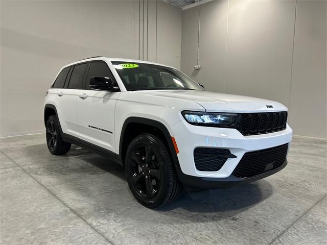 used 2023 Jeep Grand Cherokee car, priced at $36,950