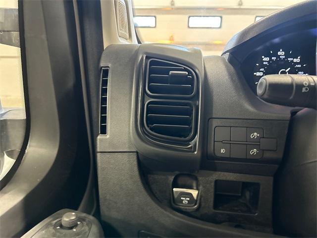 new 2025 Ram ProMaster 2500 car, priced at $49,977