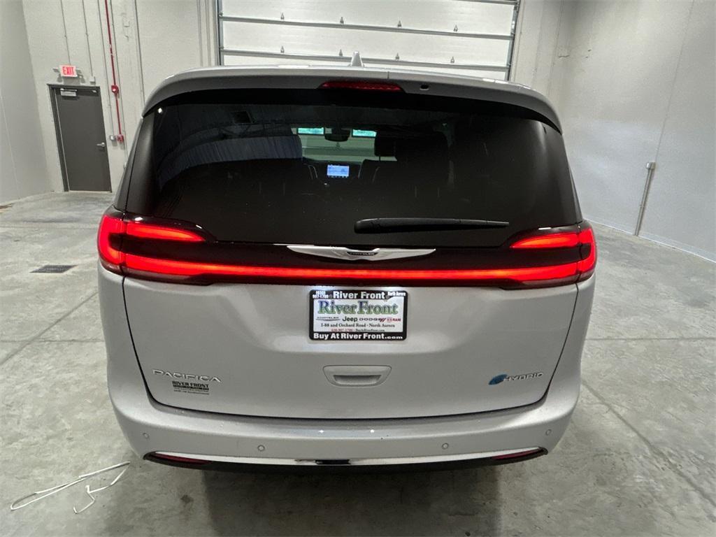 used 2022 Chrysler Pacifica Hybrid car, priced at $31,650