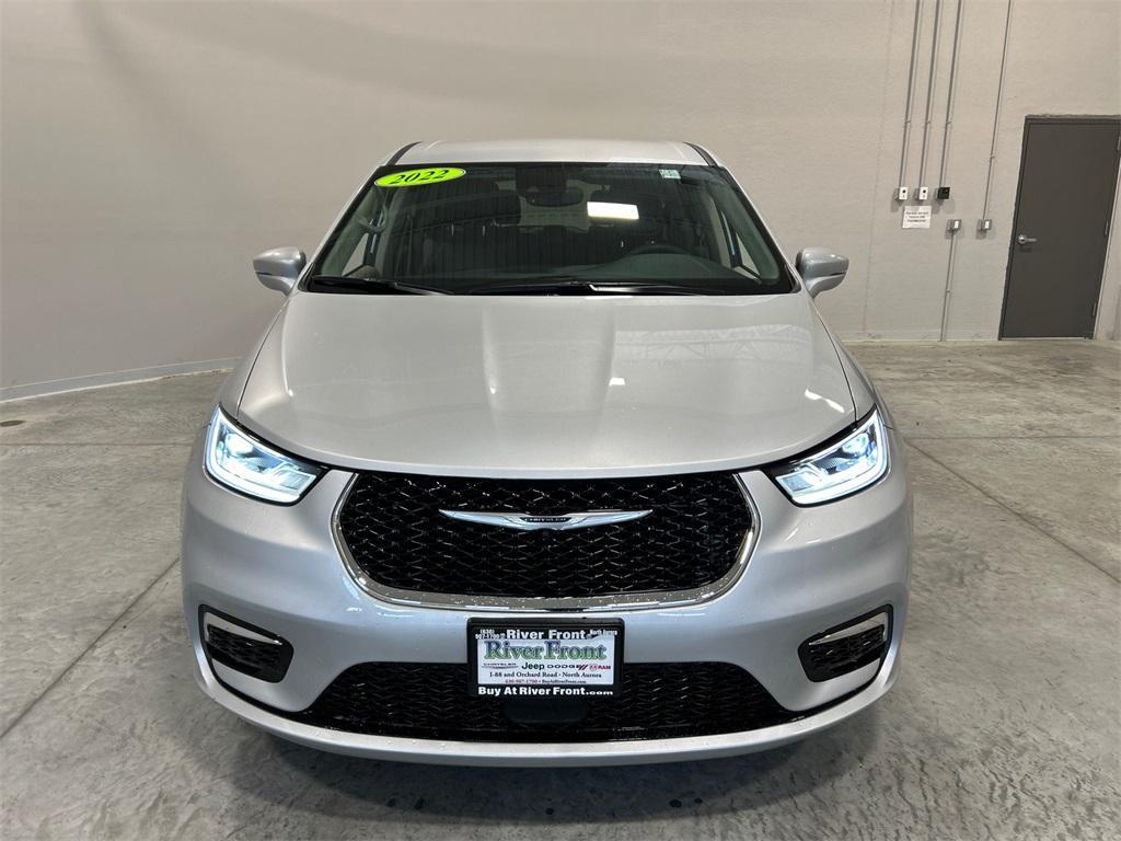 used 2022 Chrysler Pacifica Hybrid car, priced at $31,650