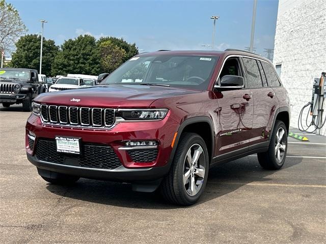 new 2024 Jeep Grand Cherokee car, priced at $49,599