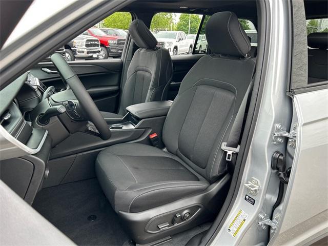 new 2025 Jeep Grand Cherokee car, priced at $43,482