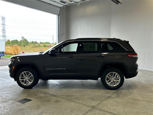 new 2025 Jeep Grand Cherokee car, priced at $43,482