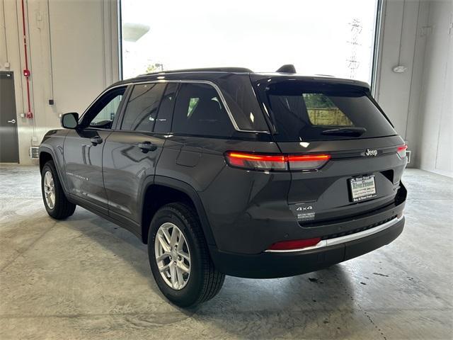 new 2025 Jeep Grand Cherokee car, priced at $43,482