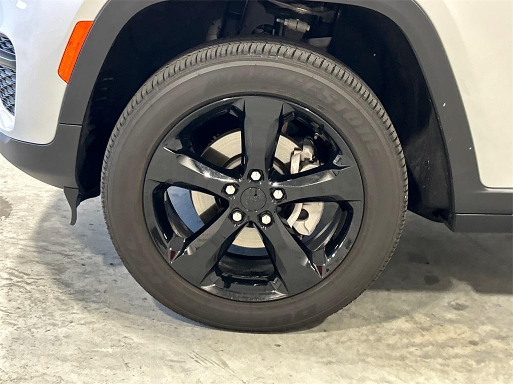 new 2025 Jeep Grand Cherokee car, priced at $34,732