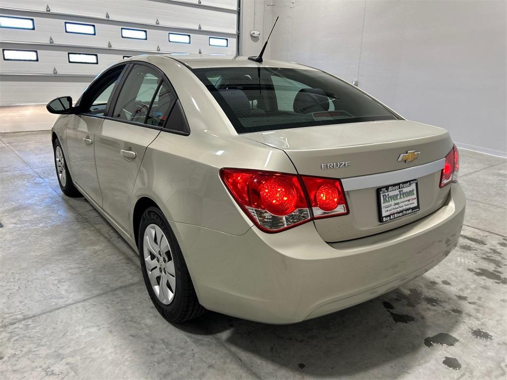 used 2014 Chevrolet Cruze car, priced at $6,650