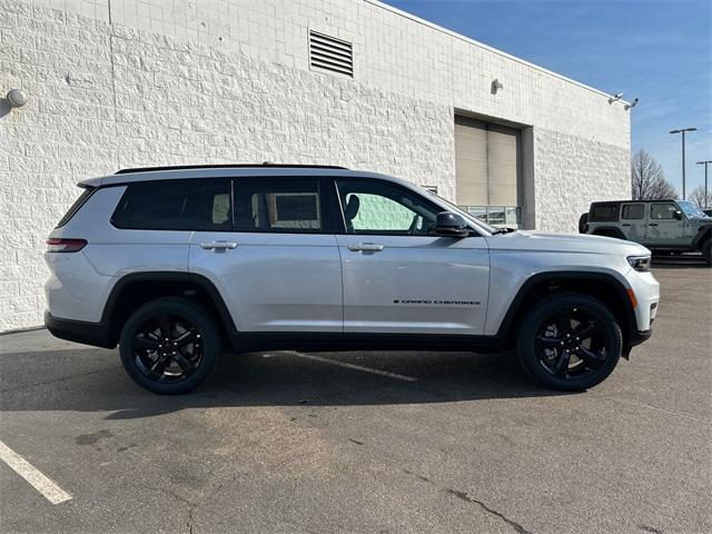 new 2024 Jeep Grand Cherokee L car, priced at $41,831