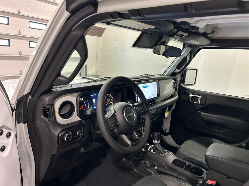 new 2025 Jeep Wrangler car, priced at $48,812