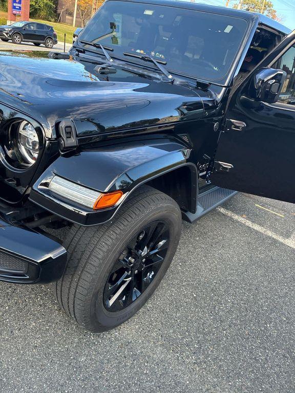 used 2021 Jeep Wrangler Unlimited car, priced at $38,977