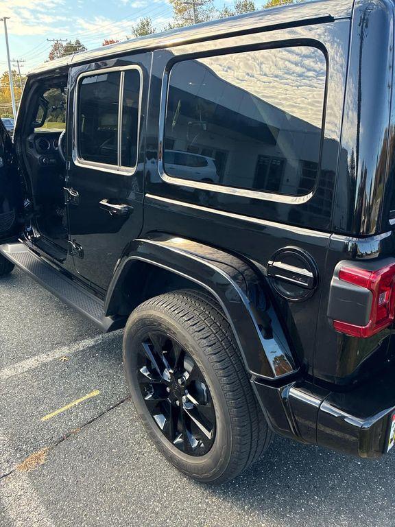 used 2021 Jeep Wrangler Unlimited car, priced at $38,977