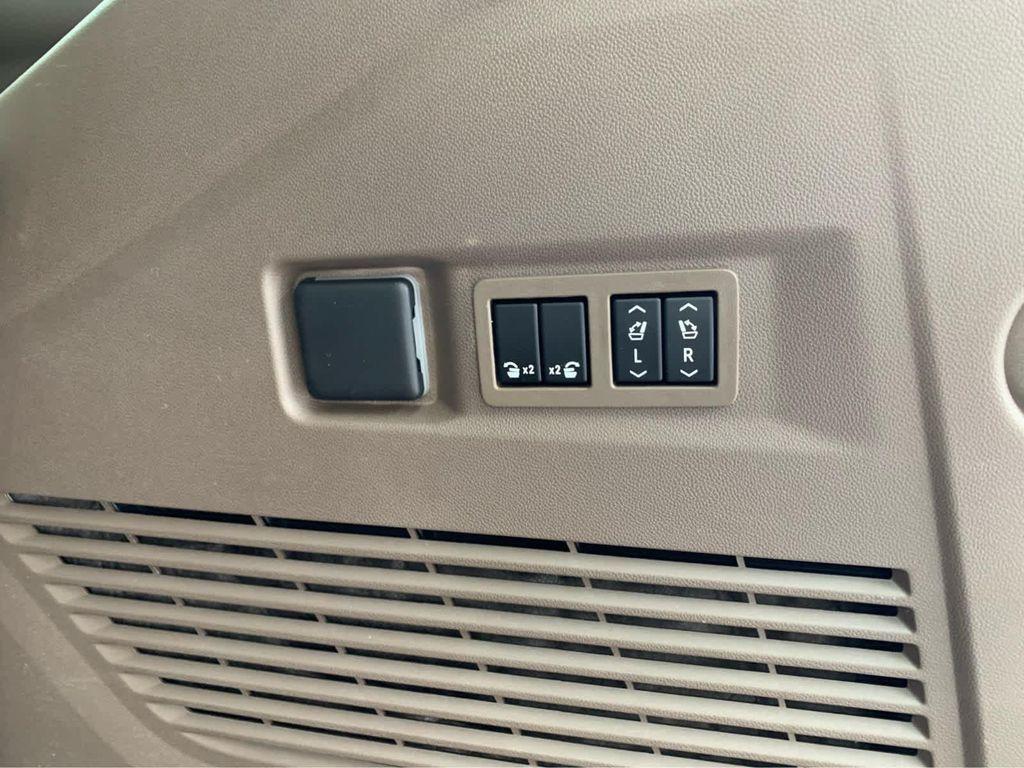 used 2023 GMC Yukon car, priced at $67,239