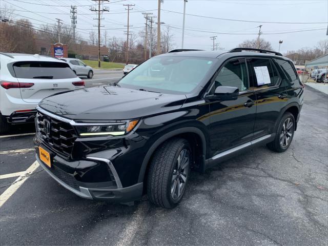 used 2023 Honda Pilot car, priced at $37,997