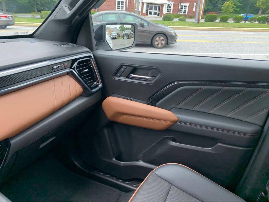 used 2023 GMC Canyon car, priced at $37,010