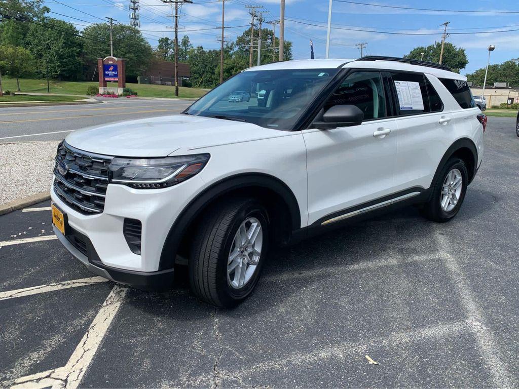 used 2025 Ford Explorer car, priced at $34,000