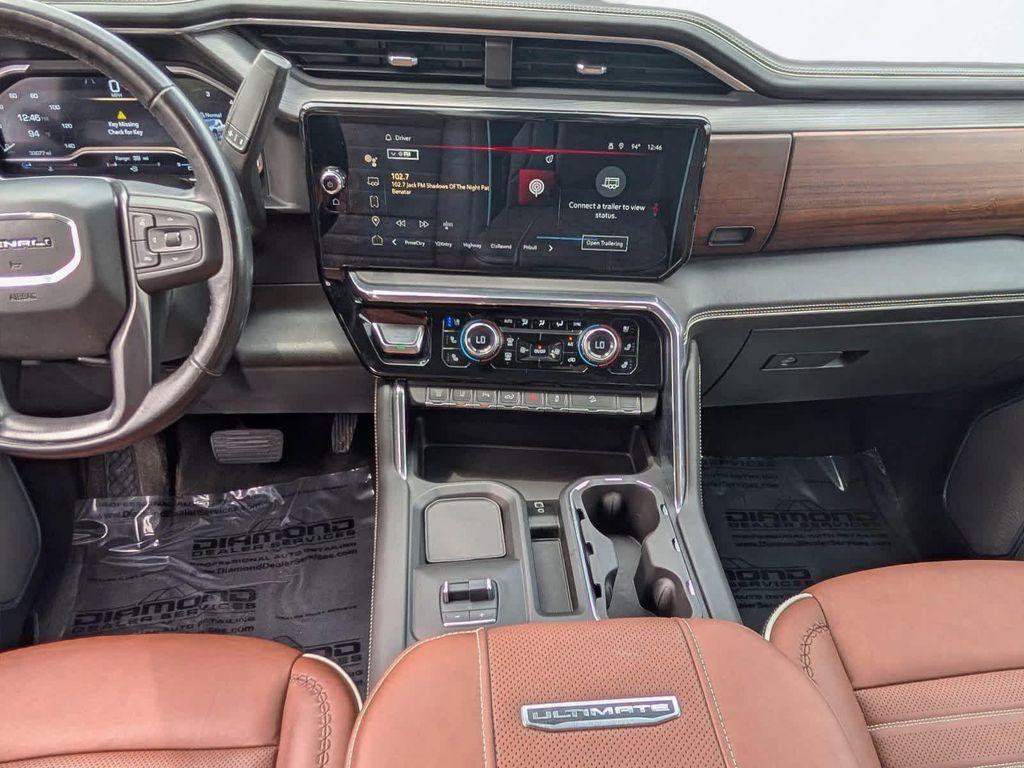 used 2024 GMC Sierra 2500 car, priced at $77,000