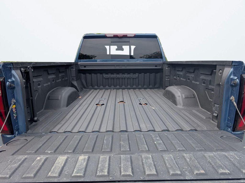 used 2024 GMC Sierra 2500 car, priced at $77,000