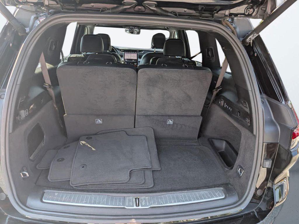 used 2022 Jeep Grand Cherokee L car, priced at $25,000