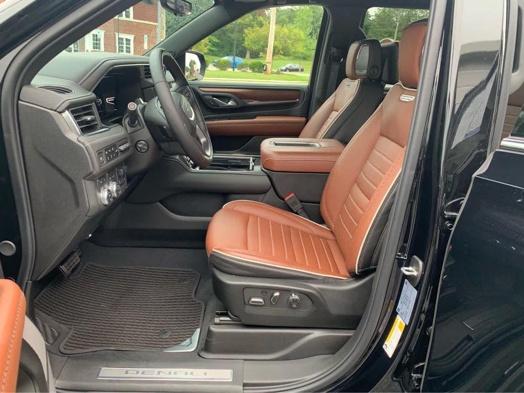 used 2024 GMC Yukon car, priced at $84,997