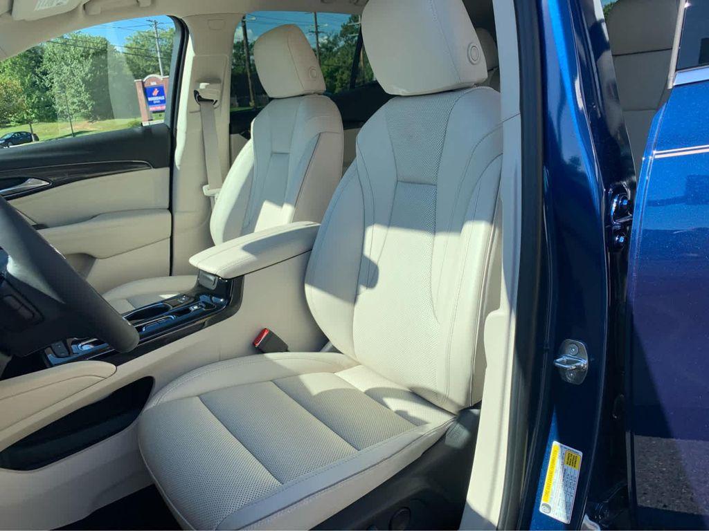 used 2022 Buick Envision car, priced at $26,995