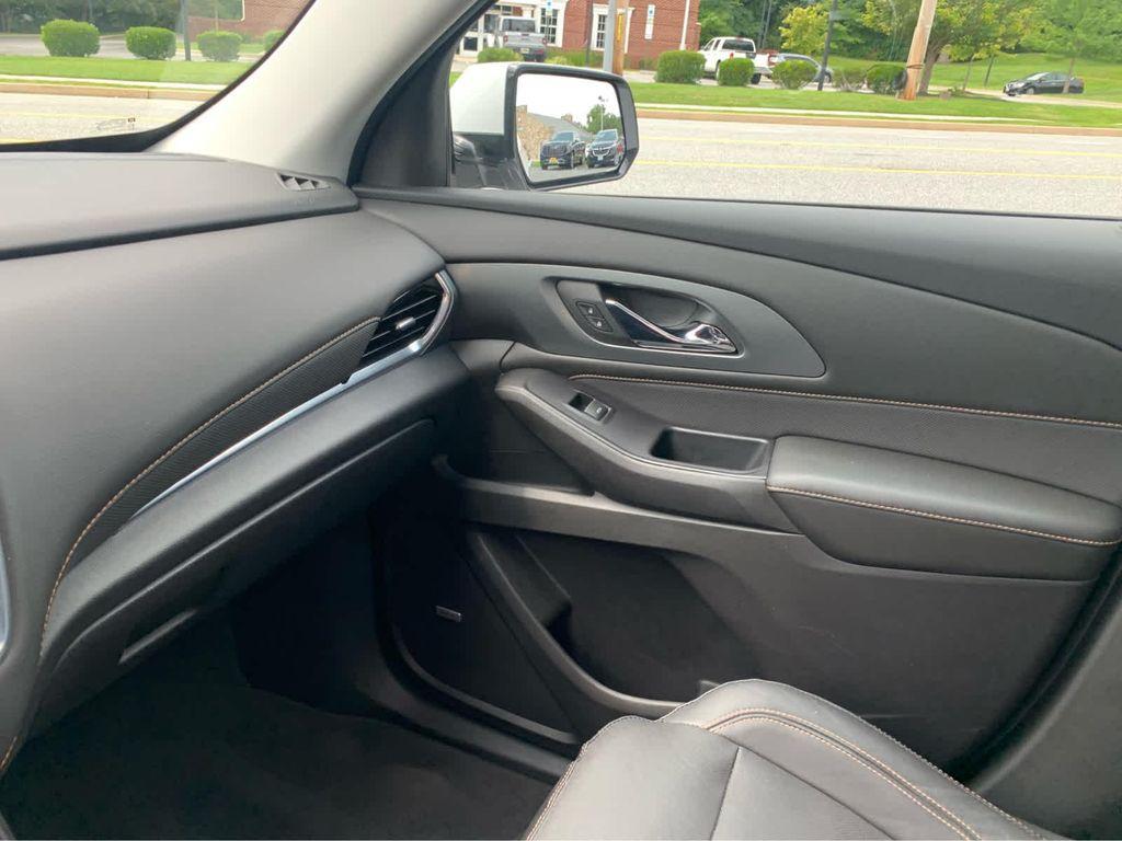 used 2018 Chevrolet Traverse car, priced at $15,308