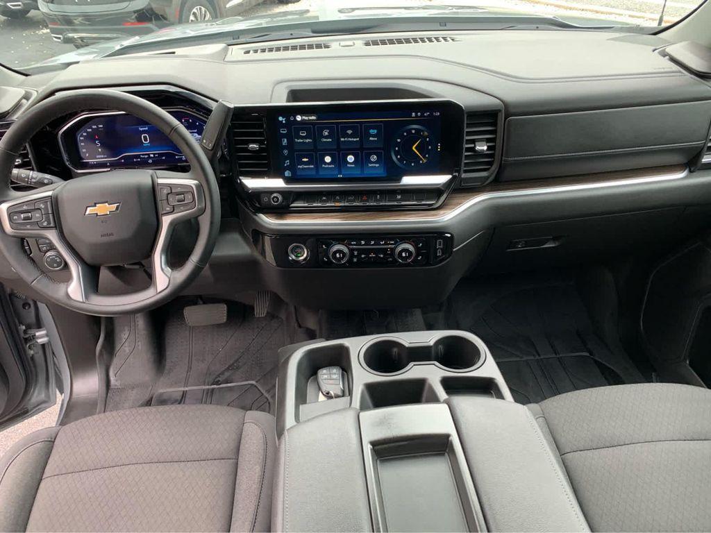 used 2024 Chevrolet Silverado 1500 car, priced at $45,888