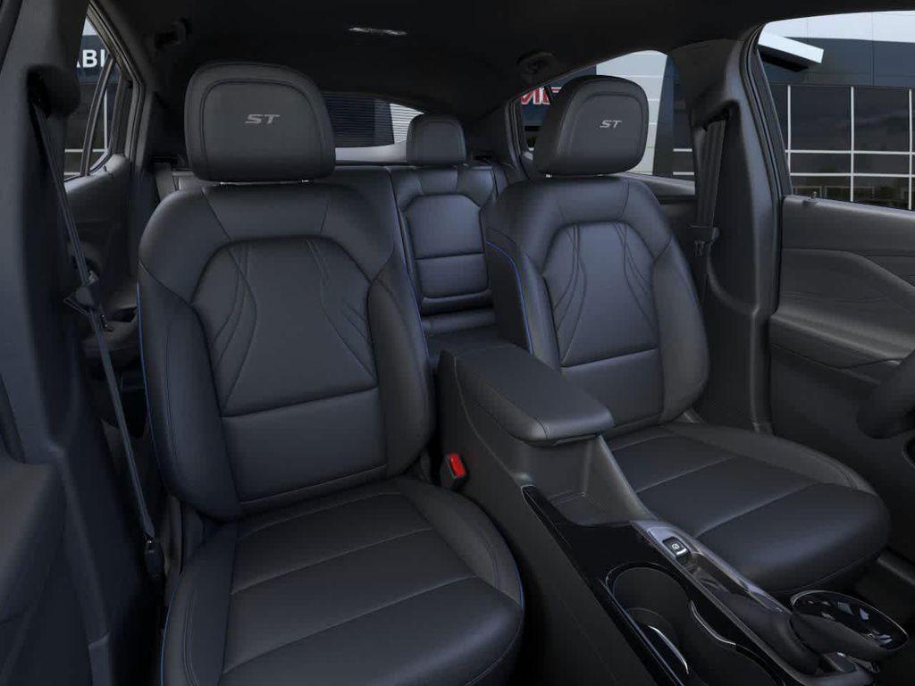 new 2025 Buick Envista car, priced at $27,341