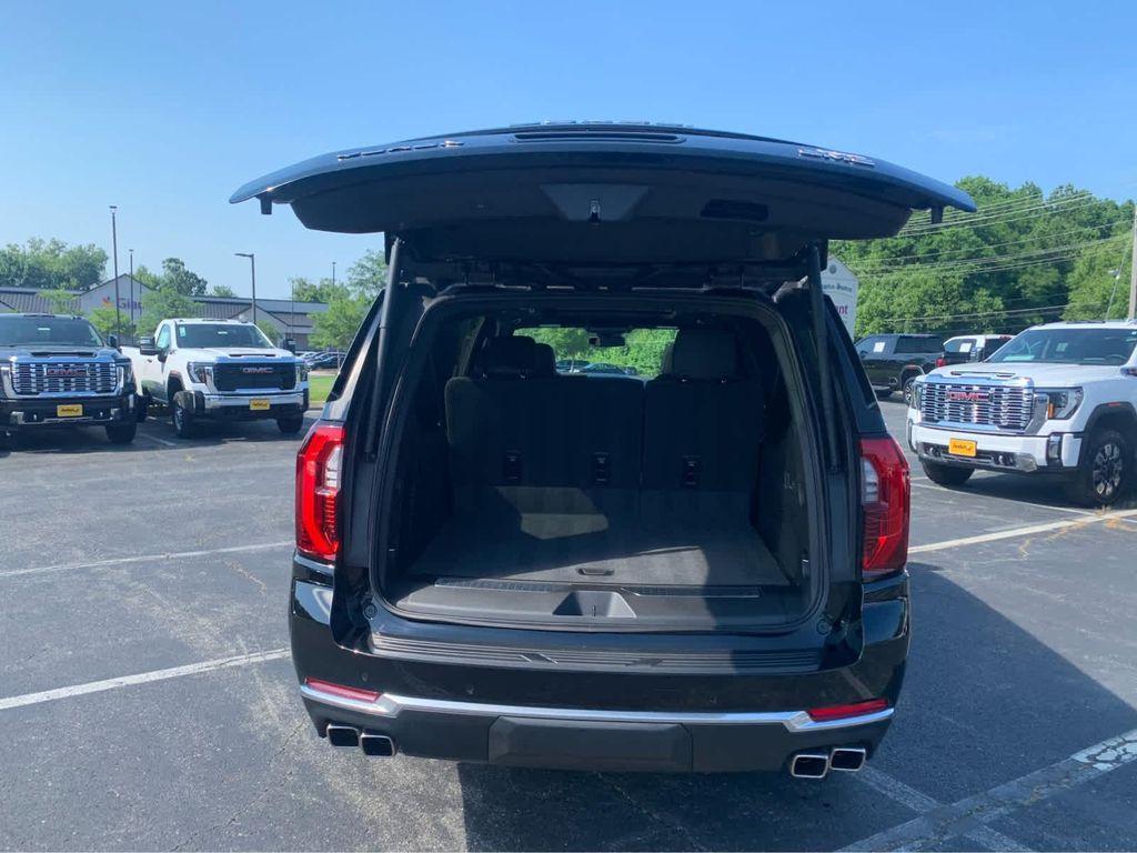 used 2025 GMC Yukon XL car, priced at $87,297