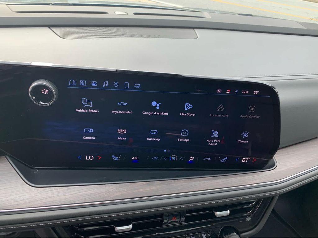 used 2025 Chevrolet Suburban car, priced at $78,401