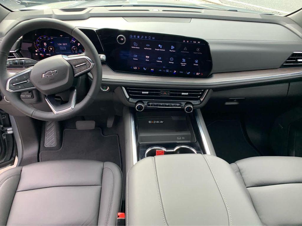 used 2025 Chevrolet Suburban car, priced at $78,401