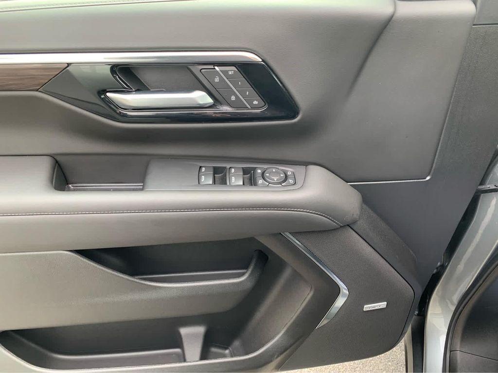 used 2025 Chevrolet Suburban car, priced at $78,401