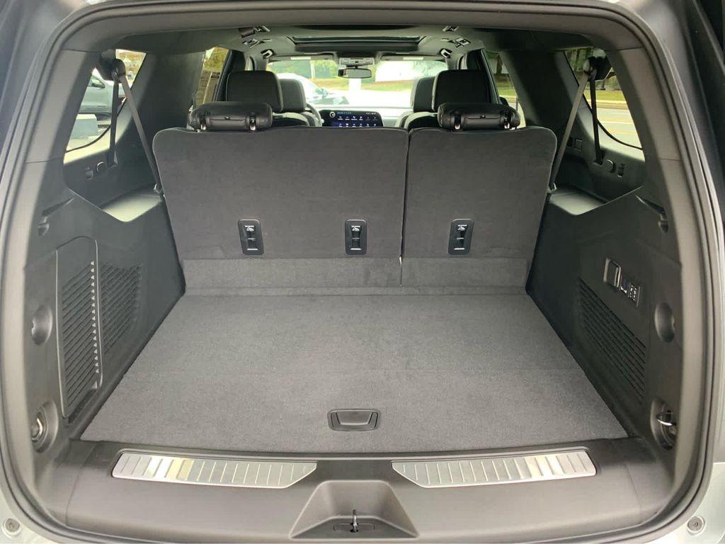 used 2025 Chevrolet Suburban car, priced at $78,401