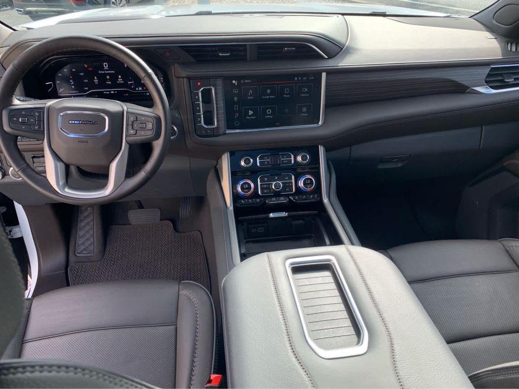 used 2023 GMC Yukon car, priced at $68,043