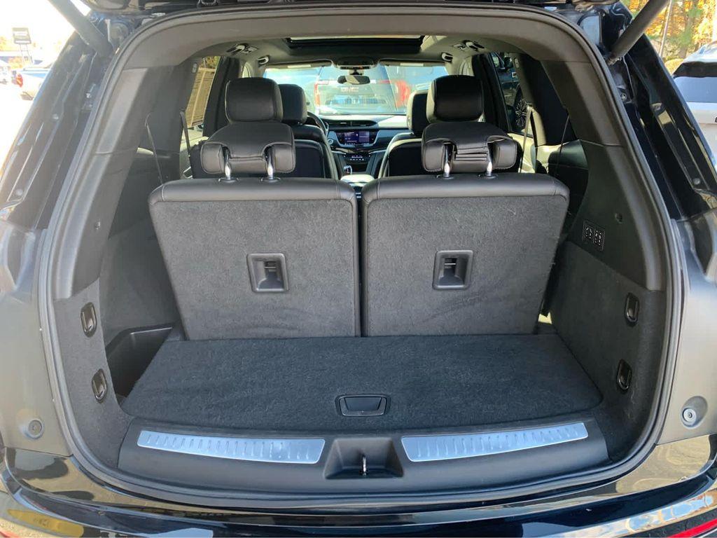 used 2020 Cadillac XT6 car, priced at $22,907