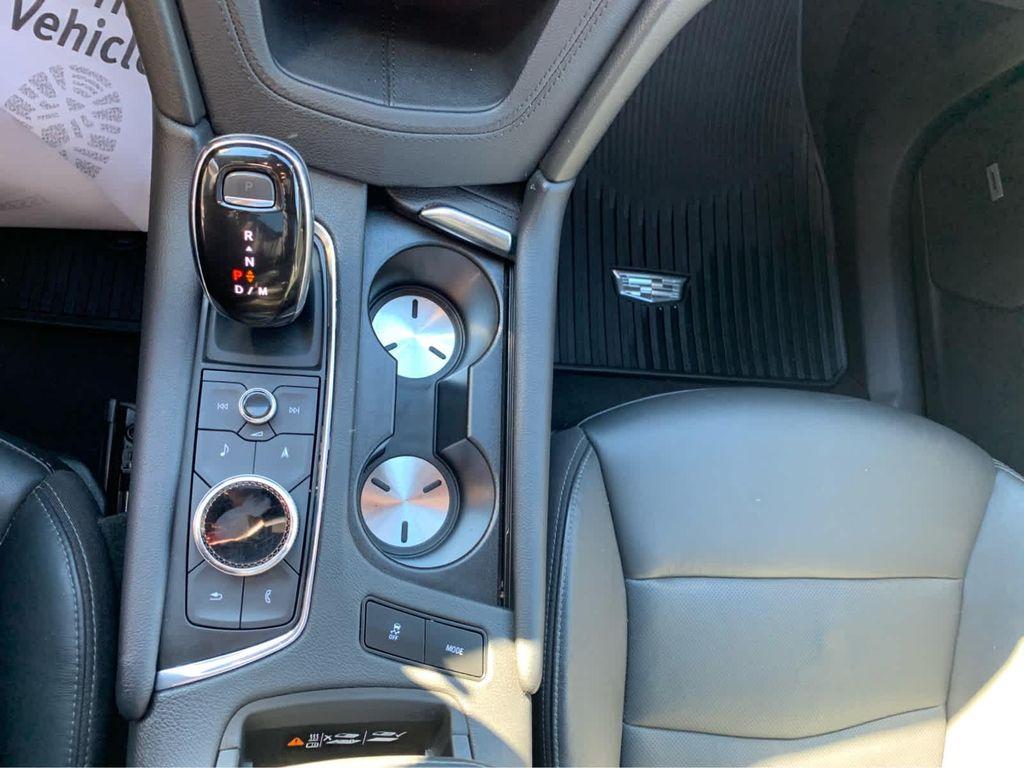 used 2020 Cadillac XT6 car, priced at $22,907