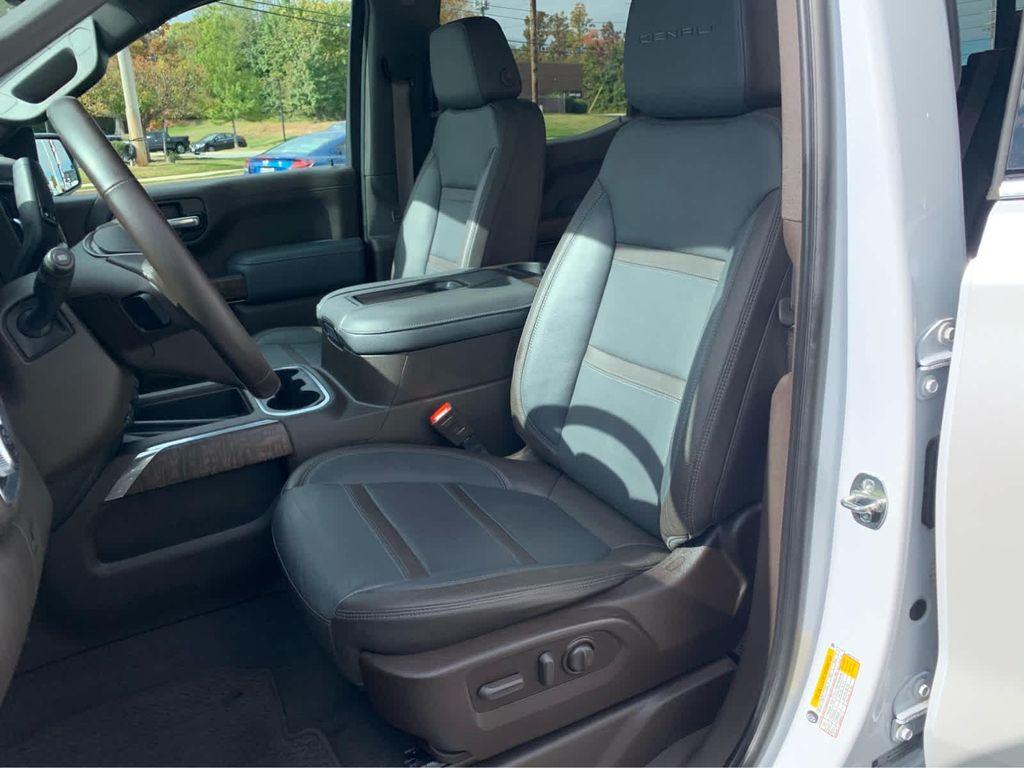 used 2021 GMC Sierra 1500 car, priced at $44,043