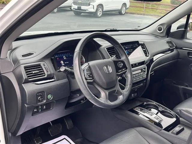 used 2020 Honda Pilot car, priced at $29,895