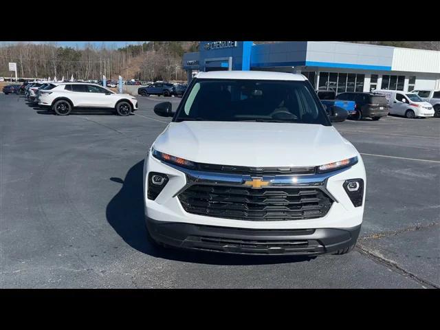 new 2025 Chevrolet TrailBlazer car, priced at $24,604