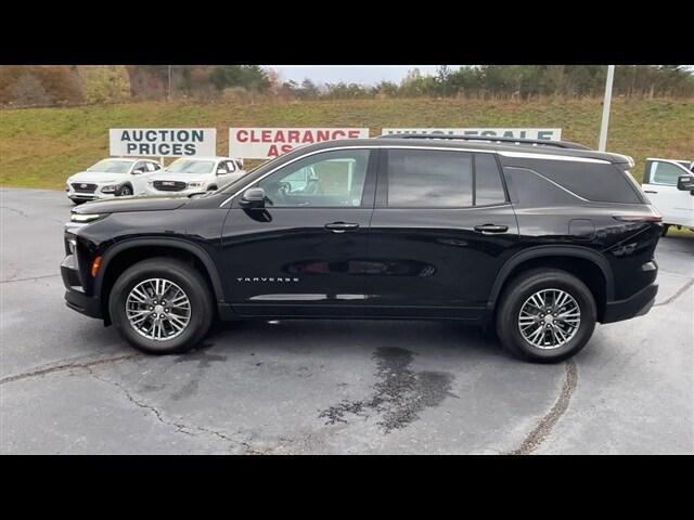 new 2024 Chevrolet Traverse car, priced at $41,163