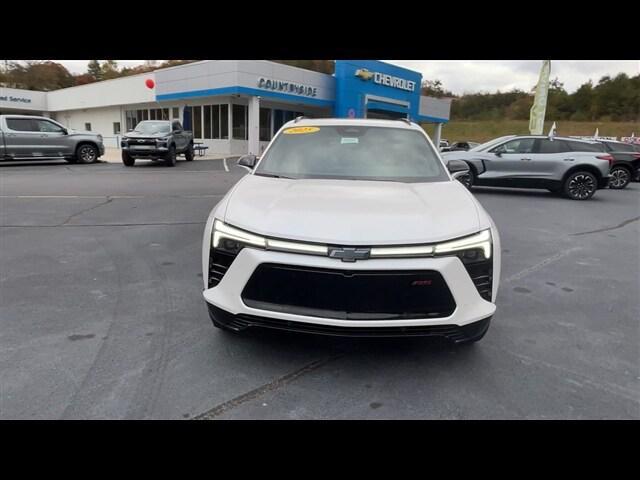 new 2025 Chevrolet Blazer EV car