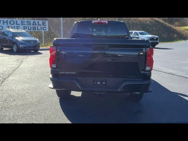 new 2024 Chevrolet Colorado car, priced at $45,700